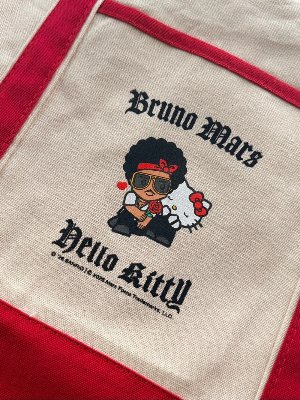 EXCLUSIVE Bruno Mars Hello Kitty Tour Merchandise Tote Bag NEW! - Picture 2 of 6
